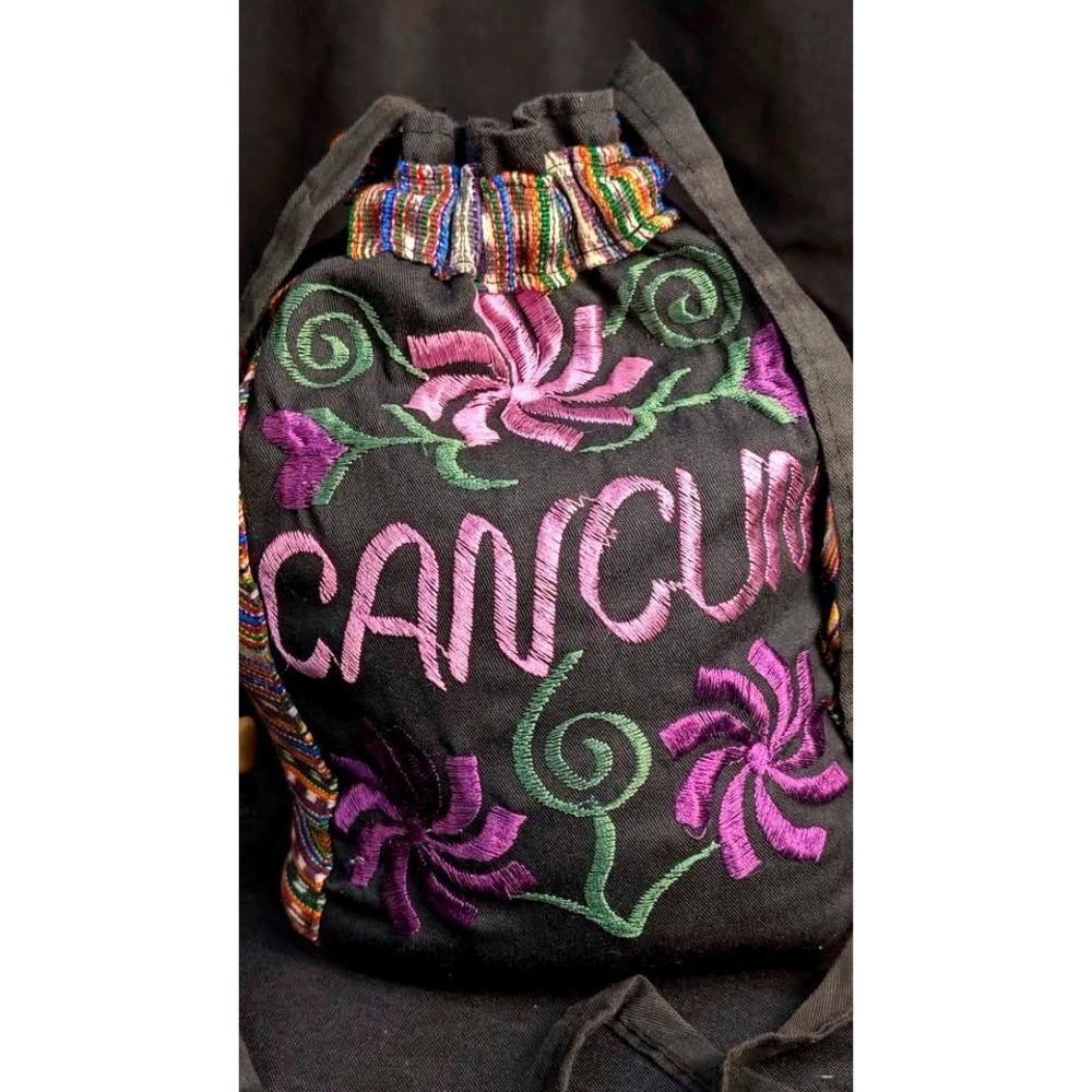 Vintage Cancun Mexico Embroidered Drawstring Bucket Bag Boho Artisanal Souvenir - Picture 12 of 15